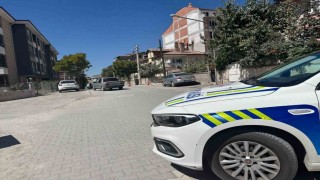 Tavşanlıda otomobil yayaya çarptı: 1 kişi yaralandı