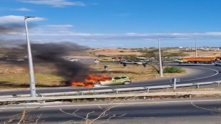 Tekirdağ'da araç alev alev yandı