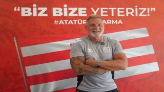 Thorsten Fink: Bize biraz zaman verilirse taraftarımızın istediği futbolu sergileyeceğimizi söyleyebilirim