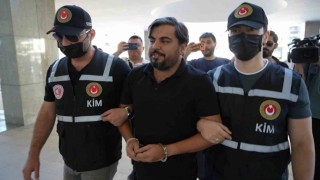 Tır dorsesinde yakalanan Arif Kocabıyık, Konyaaltı Belediyesinden aylarca çalışmadan maaş almış