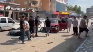 Toprakkale’de İki Otomobil Çarpıştı: 2 Kişi Yaralandı