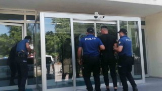 Trafik denetiminde 14 yıl 49 ay hapis cezasıyla aranan hükümlü yakalandı