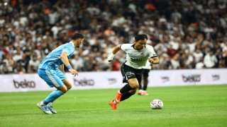 Trendyol Süper Lig: Beşiktaş: 2 - Erzurumspor FK: 0 (İlk yarı)