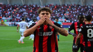 Trendyol Süper Lig: Çorum FK: 2 - Eyüpspor: 0 (İlk yarı)