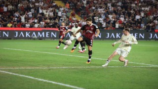 Trendyol Süper Lig: Gaziantep FK: 0 - Fenerbahçe: 0 (İlk yarı)
