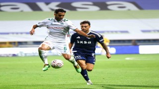 Trendyol Süper Lig: Kasımpaşa: 0 - Konyaspor: 0 (İlk yarı)