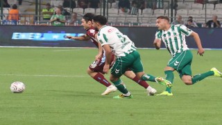 Trendyol Süper Lig: Konyaspor: 1 - Trabzonspor: 0 (Maç devam ediyor)