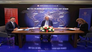 Türk Hava Yolları, 150 adede kadar yolcu uçağı siparişi için Boeing'le anlaşma imzaladı