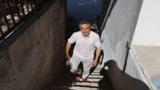 Türkiyenin dört bir yanında aradığı dermanını 2 yılın sonunda kendi evladında buldu