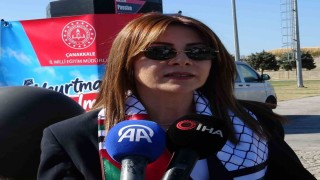 Uçurtma Filistinli çocuklar için uçuruldu