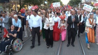 Uluslararası Eskişehir Porsuk Festivali coşkuyla başladı