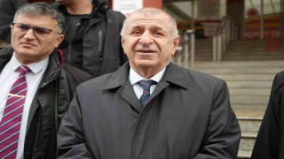 Ümit Özdağ, Kocaeli'de "tehdit" suçlamasıyla hakim karşısına çıktı