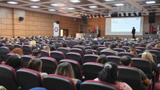 Uşak'ta okul bahçe görevlilerine güvenlik ve acil durum eğitimi verildi