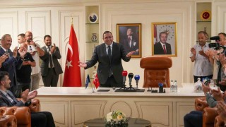 Üsküdar Belediye Başkanvekili Dündar Ziya Gültekin görevine başladı