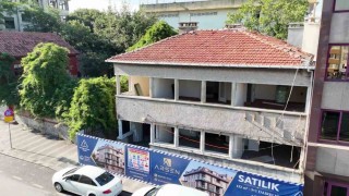Üsküdar'ın 'Tavuklu Doktoru'nun evi yıkılıyor