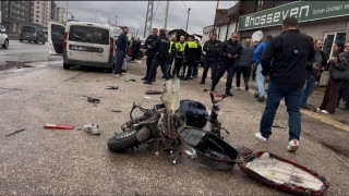 Uyarı tabelasının yanında kaza Bisikletlinin hayatını kaybettiği kaza kamerada