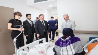 Vali Aydoğdu, hastanede tedavi gören hastaları ziyaret etti