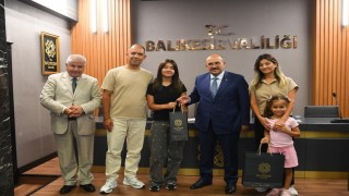 Vali İsmail Ustaoğlu LGS ve YKS şampiyonlarını tebrik etti