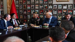 Vali Köşger: "Huzur ve refahı gazilerimize borçluyuz"