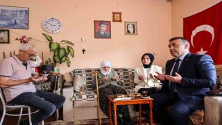 Vali Sözer, Şehit Ekrem Pehlivanın ailesini ziyaret etti