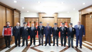 Vali Tavlı: "Türk milleti, mazisi şan ve şerefle dolu 'gazi' bir millettir"