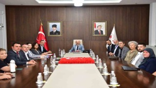 Vali Varol, şehit yakınları ve gazileri makamında ağırladı