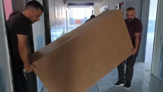 Vanda öğretmenler okulun yükünü birlikte omuzladı