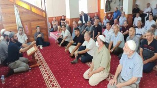 Vatandaşlar Kuran-ı Kerim tilavetinde bir araya geldi