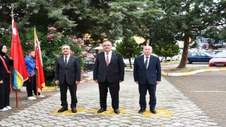 Vezirköprü'de İlköğretim Haftası kutlandı