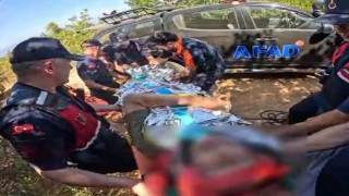 Yalovada 7 metrelik çukura düşen vatandaş kurtarıldı