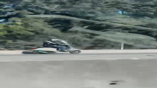 Yalovada kara yolunda motosikletle ters yönde ilerledi