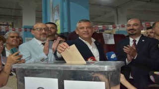 YENİ Parti Yunusemre'de başkanlık yarışı üyelerin oyuna sunuldu