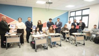 Yenişehir'de üniversite adaylarına 3 bin kitap desteği