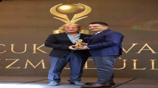 "Yılın Turizm Yöneticisi" ödülü İl Kültür ve Turizm Müdürü Duru'ya verildi