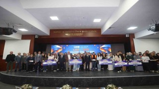 YKS ve LGS'de dereceye giren Canikli öğrencilere ödül