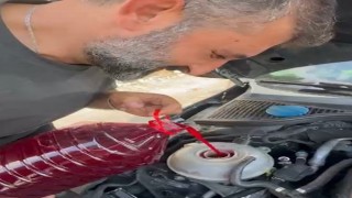 Yolda Kalan Oto Tamircisi Çareyi Şalgam Suyunda Buldu