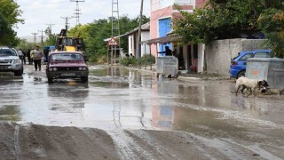 Yozgat'ta iki saatlik sağanak sele dönüştü: Evler, bahçeler ve tarım arazileri zarar gördü