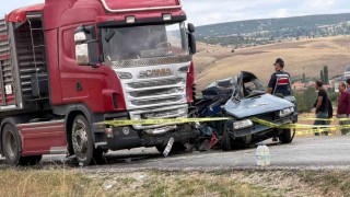 Yozgat'ta tır ve otomobil çarpıştı, 1 kişi hayatını kaybetti