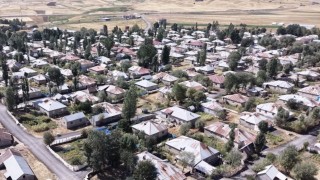 Yüksekova'nın simetrik güzelliği: Doğanlı köyü