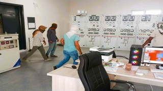 Yüzü kapalı kişiler trafoya girdi, facianın eşiğinden dönüldü