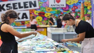 16. Antalya Kitap Fuarı kapılarını açtı