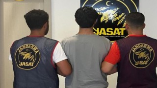 Adana'da 20 yıl 3 ay hapis cezasıyla aranan firari yakalandı