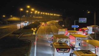 Anadolu Otoyolu Düzce kesiminde kimyasal yüklü tır devrildi: İstanbul yönü trafiğe kapandı