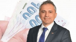Başkan Çenet Duyurdu: Üniversite Öğrencilerine 5 Bin TL Harçlık