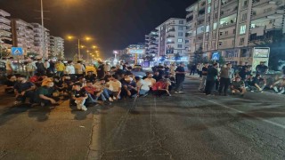 Batman'da otomobil yayalara çarptı: 2 yaralı