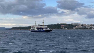 Bozcaada ve Gökçeada'ya yapılması planlanan bazı feribot seferleri iptal edildi