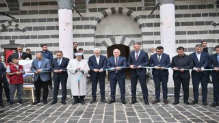Diyarbakır'da restorasyonu tamamlanan vakıf eserleri yeniden ibadete açıldı
