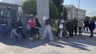 Düzce'de masaj salonlarına baskın: 7 gözaltı