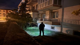 Erzincan'da 4. kattan düşen 77 yaşındaki kadın hayatını kaybetti