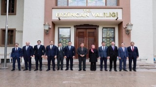 Erzincan'da vali yardımcıları ve kaymakamlarla değerlendirme toplantısı yapıldı